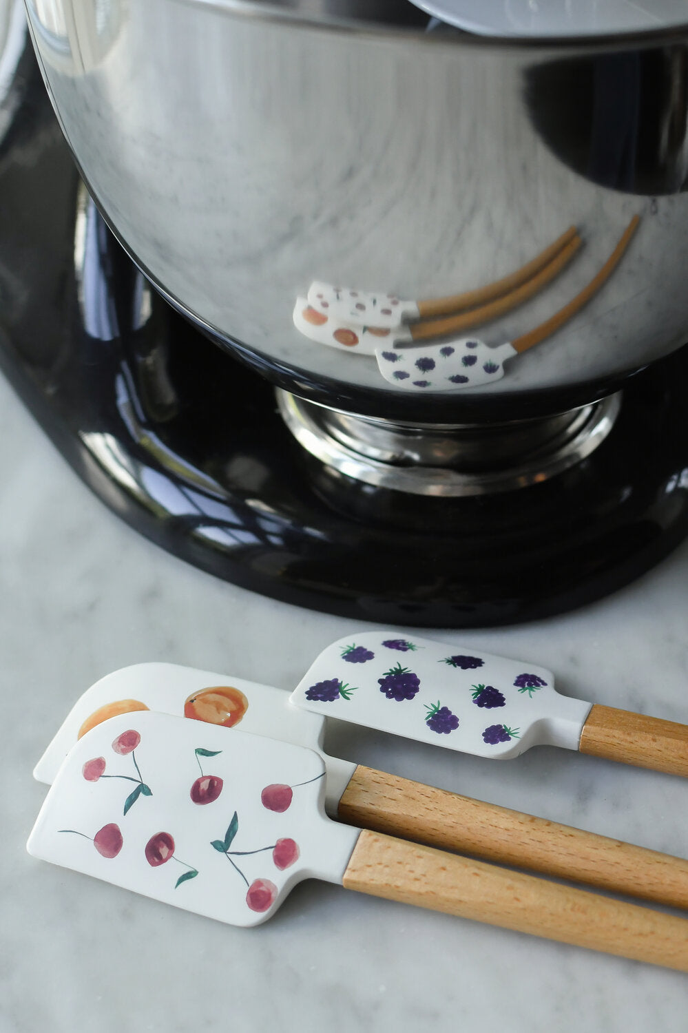 Dejskraber m. kirsebær - 23cm